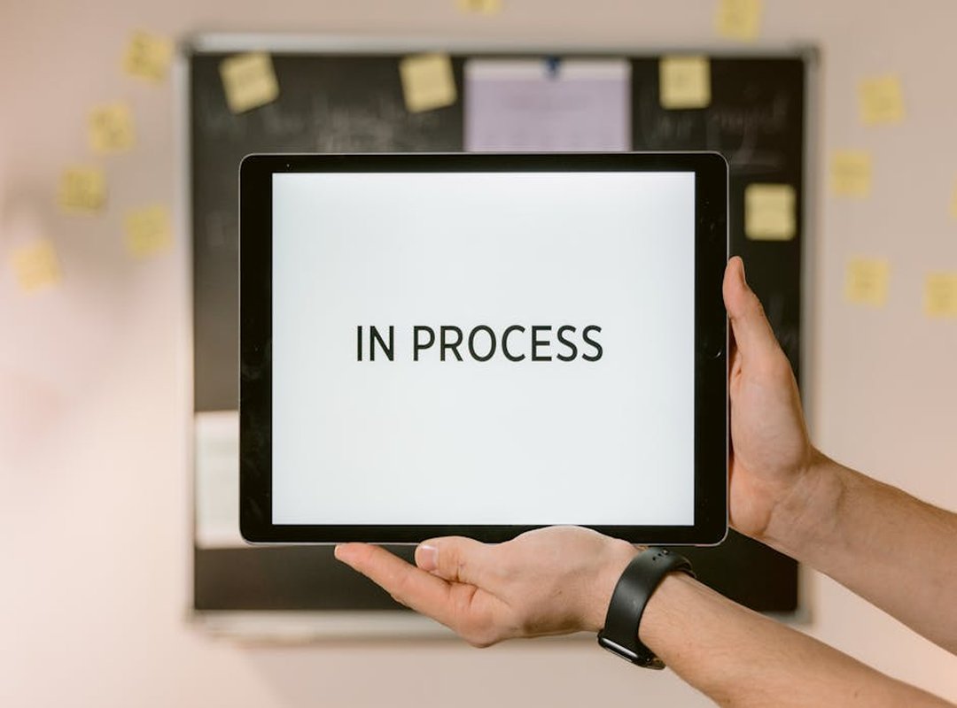 Halus in Action: Crafting, Building, and Progression